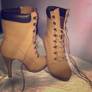 Stiletto boots